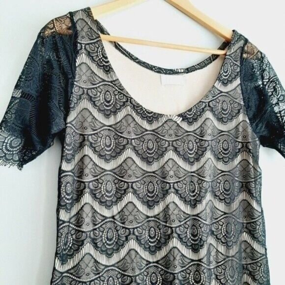 GOOD CLOTHING | Black Lace Nude Lining Scoop Neck Short Sleeve Dress Sz M - Picture 4 of 13